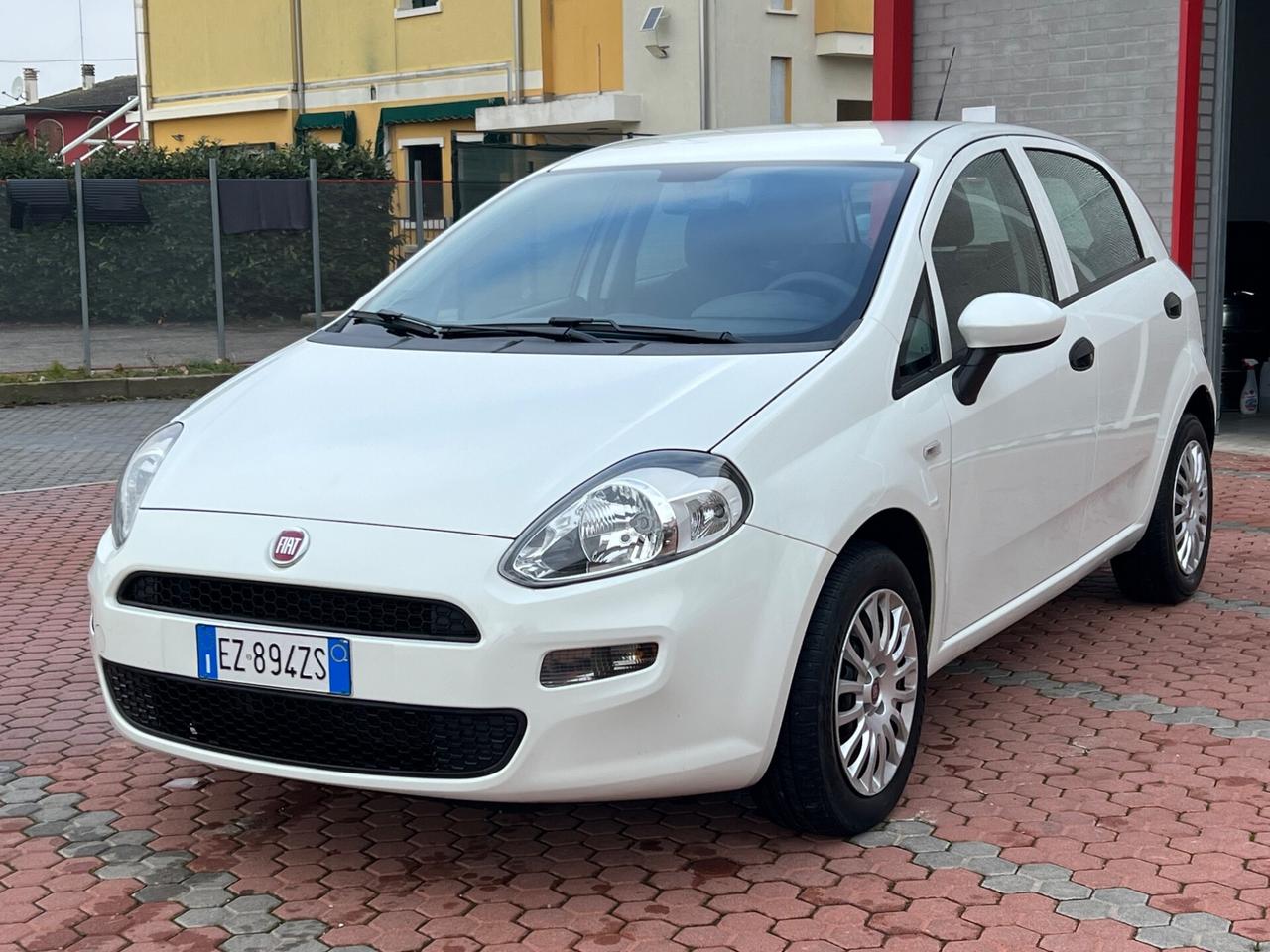 Fiat Punto 1.4 8V 5 porte Young