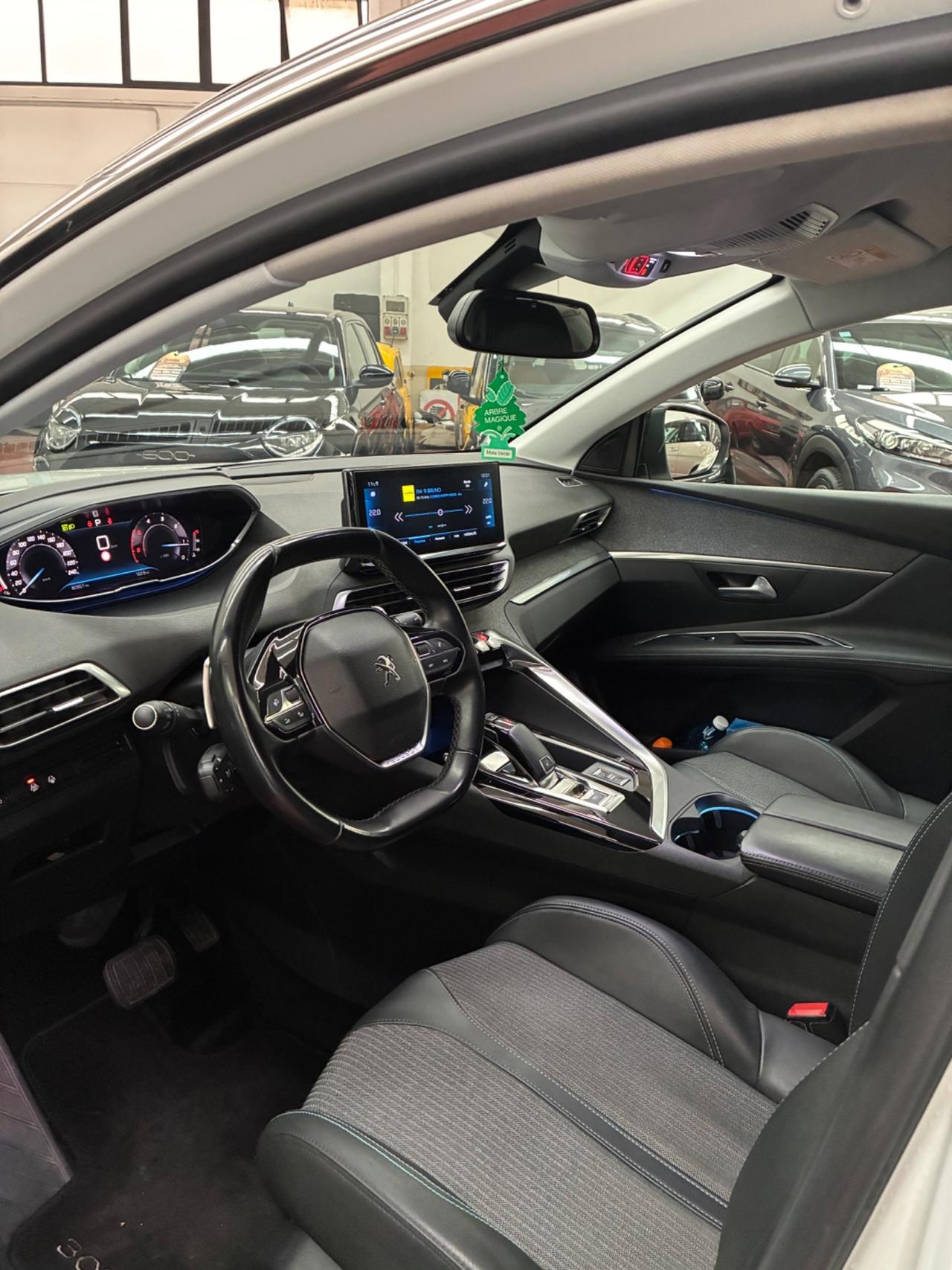 Peugeot 3008 BlueHDi 130 S&S Allure Pack