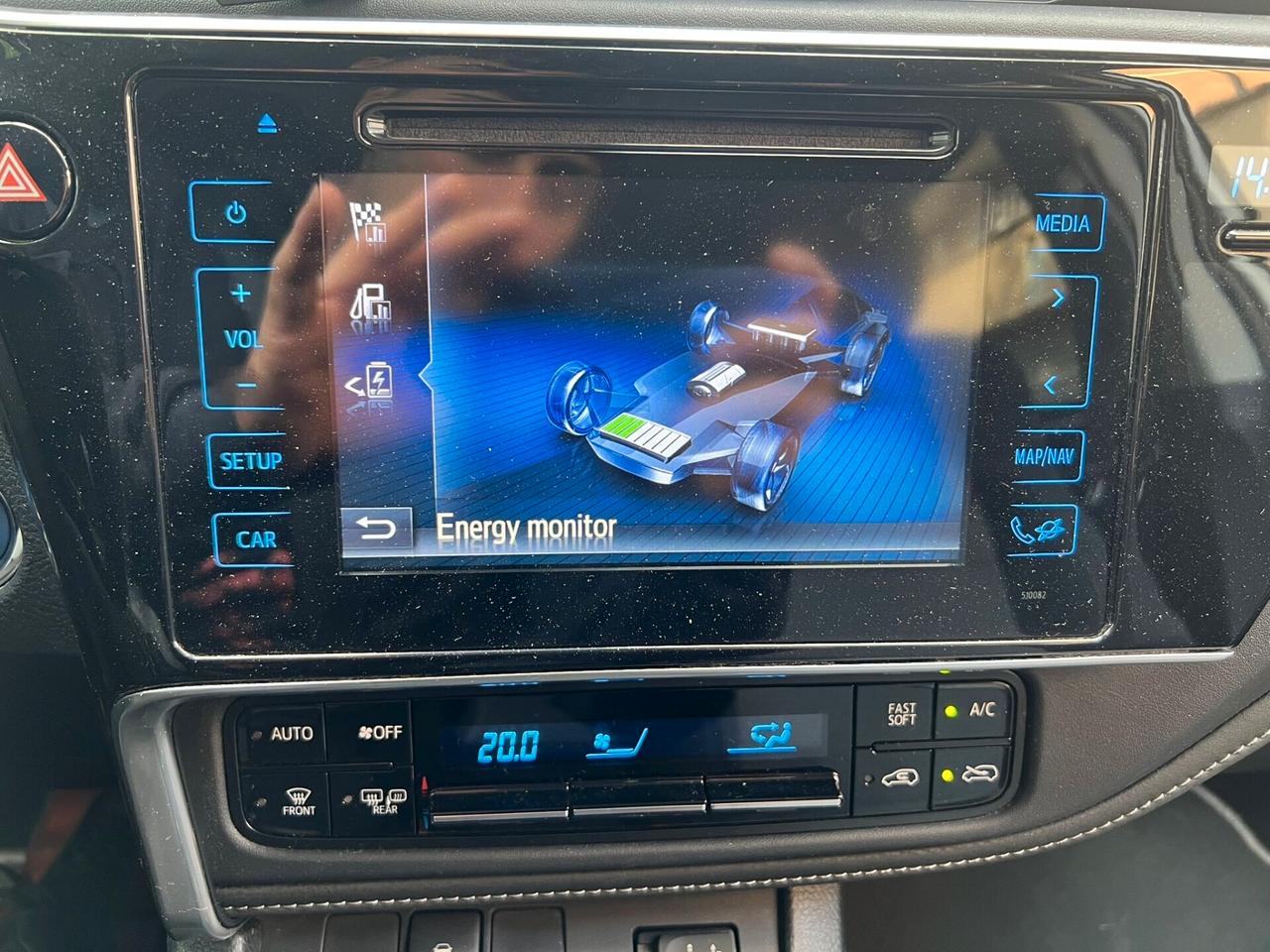 Toyota Auris TS 1.8 Hybrid Style