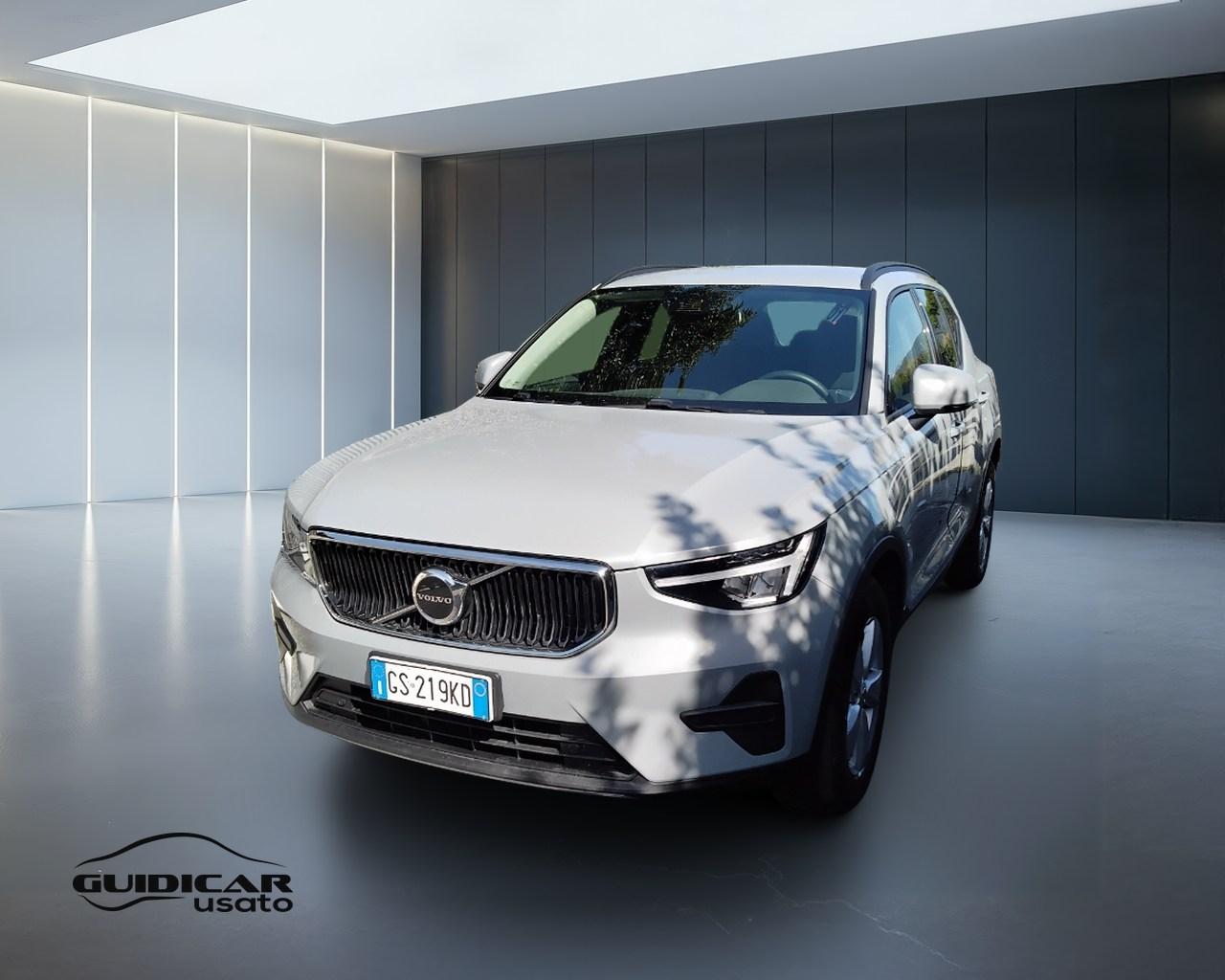 VOLVO XC40 2023 - XC40 1.5 t2 Essential auto