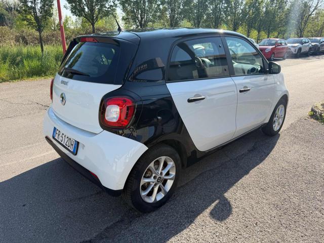 SMART ForFour 70 1.0 Passion