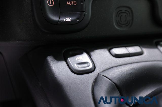 FIAT Panda Cross 1.0 FIREFLY S&S HYBRID NEOPATENTATI