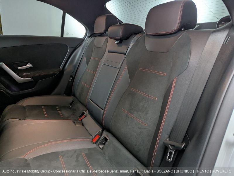 Mercedes-Benz Classe A 180 D SEDAN AMG LINE PREMIUM AUTOMATIC ''NEOPATENTATI''