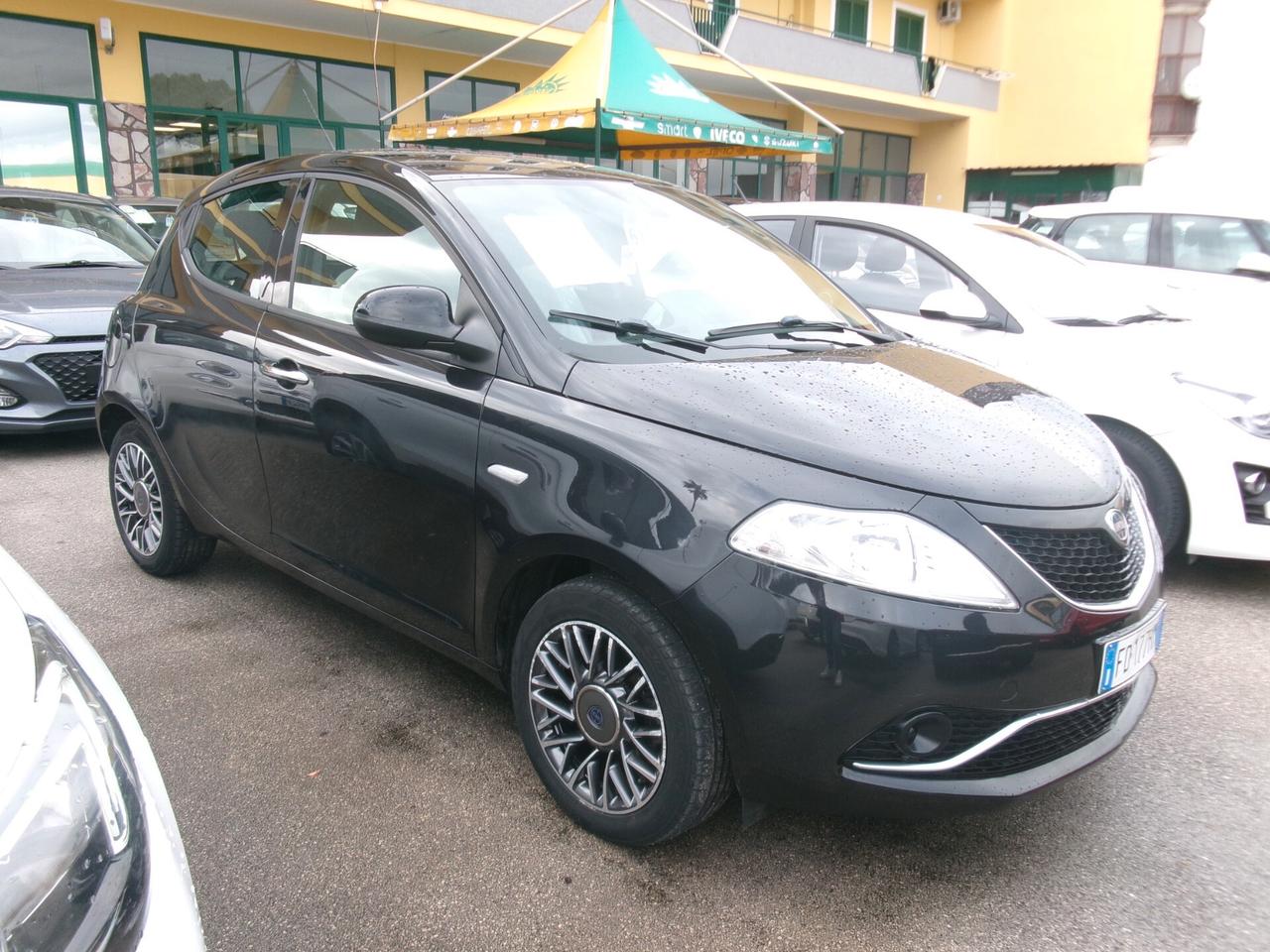 Lancia Ypsilon 1.2 PLATINUM 69CV +600.00 GPL NUOVO