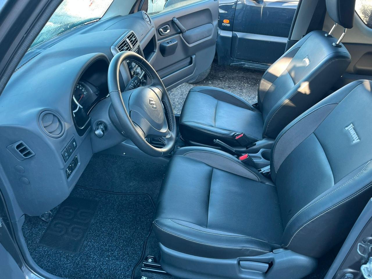 Suzuki Jimny 1.3 4WD A/T Evolution Plus