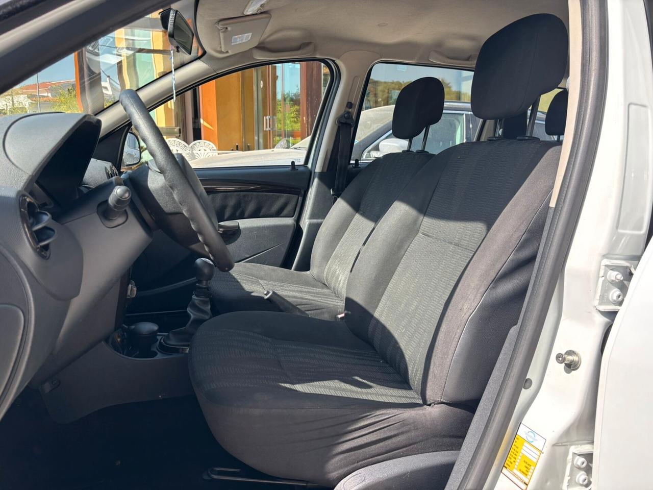 DACIA DUSTER 1.5 DCI - 2011