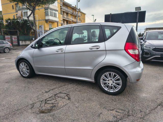 MERCEDES-BENZ A 180 CDI Elegance