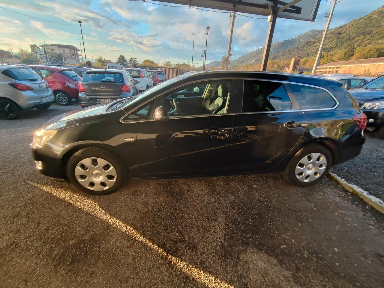 Opel Astra 1.7 CDTI 110CV Sports Tourer Cosmo