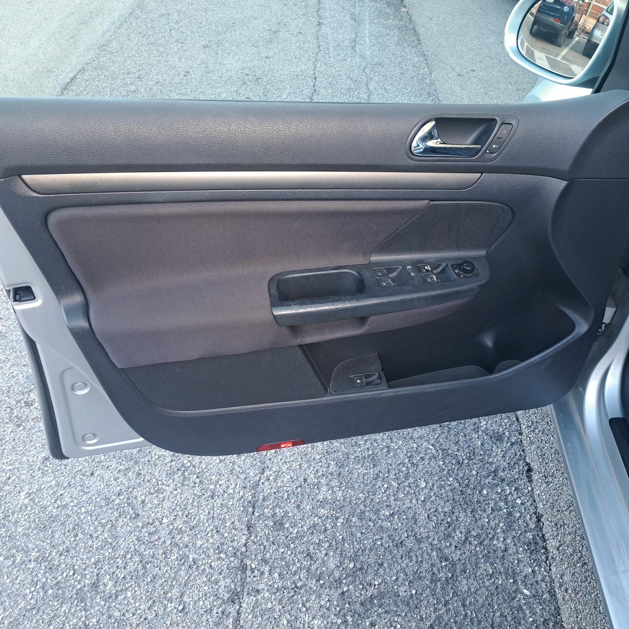 Volkswagen Golf 5 TDI 1900 5p. Comfortline