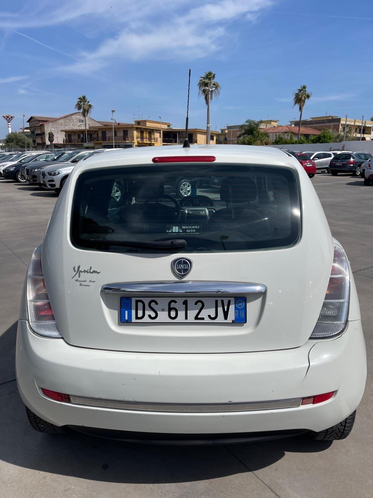 Lancia Ypsilon 1.2 Argento
