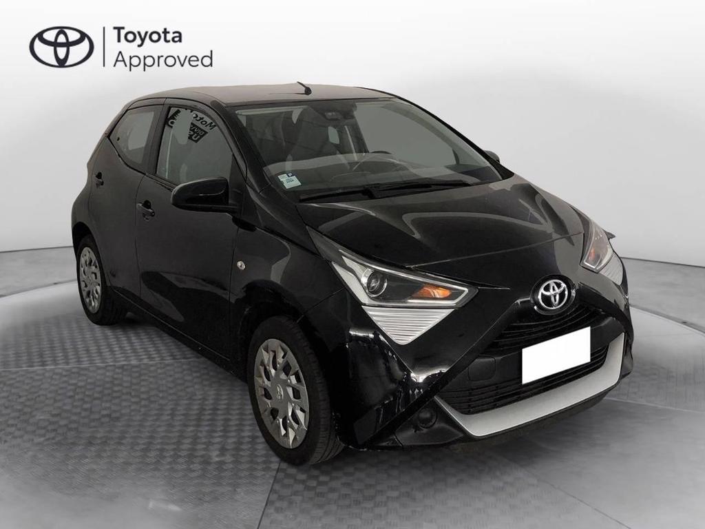 Toyota Aygo 5 Porte 1.0 VVT-i x-play