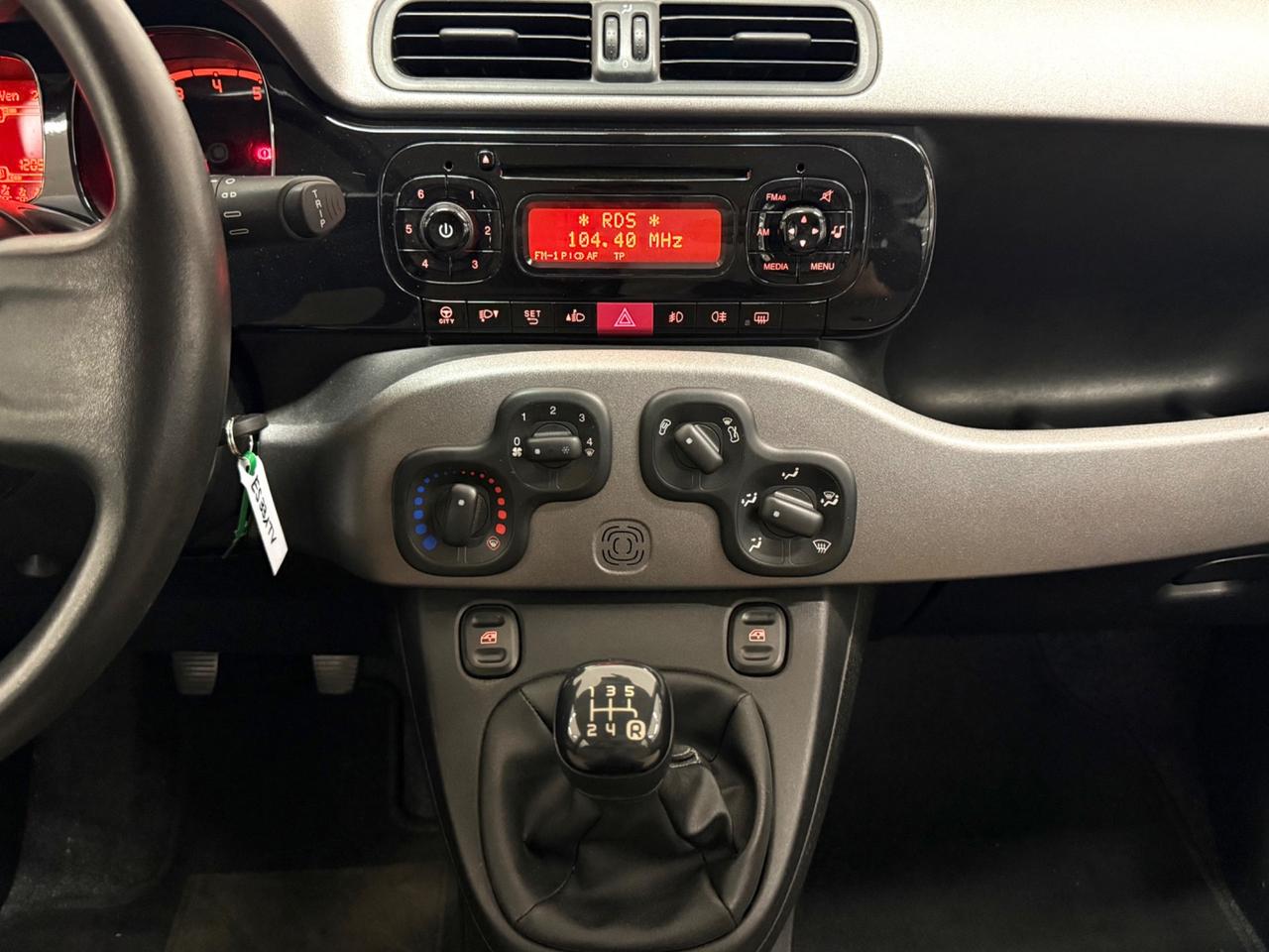Fiat Panda 1.2 Lounge 5 POSTI NEOPATENTATI