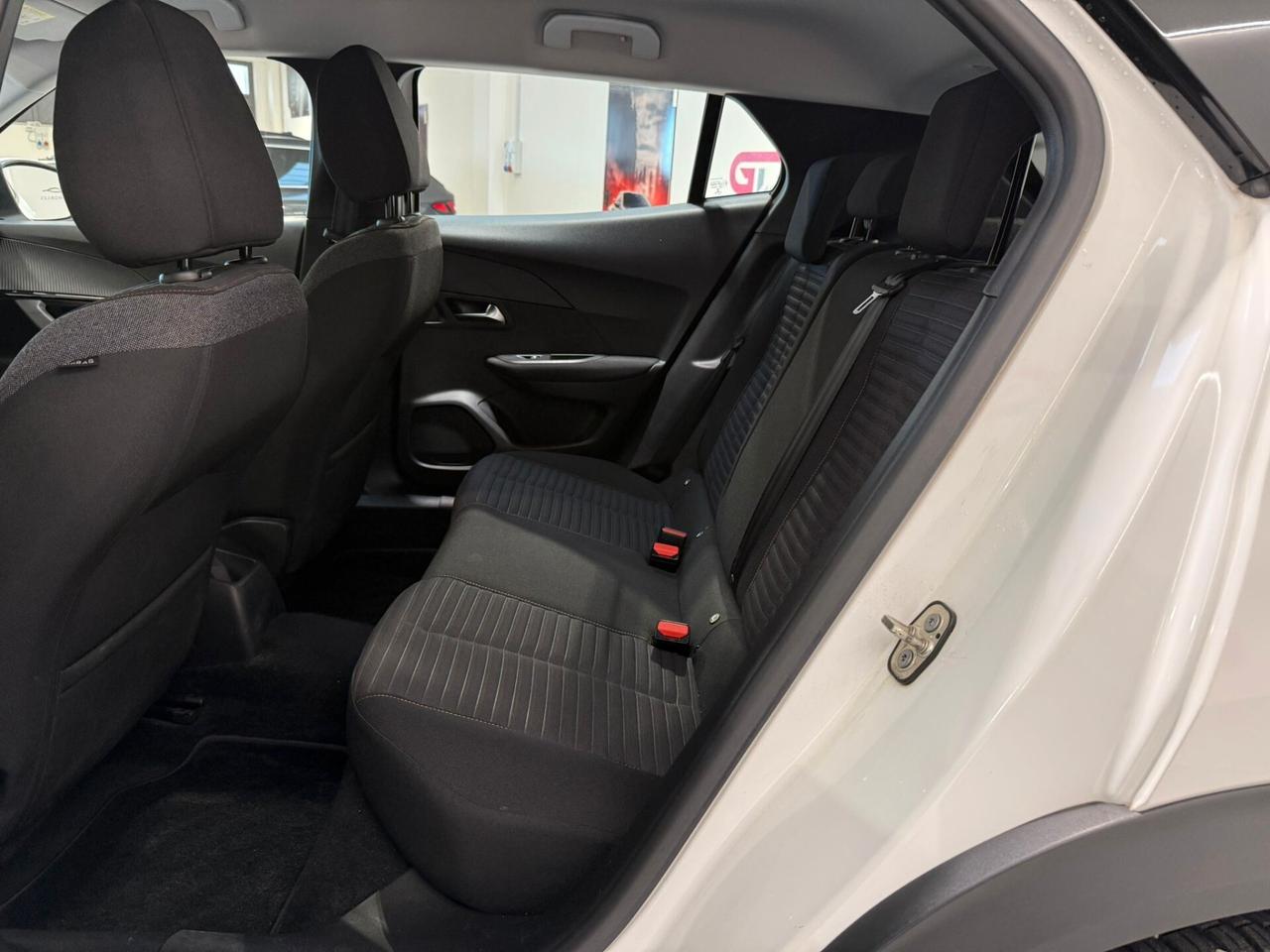 Peugeot 2008 PureTech 130 S&S EAT8 Active