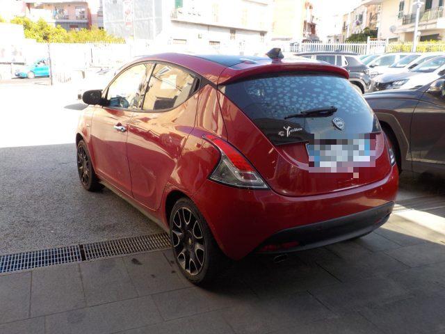 LANCIA Ypsilon 1.2 69 CV 5 porte Gold
