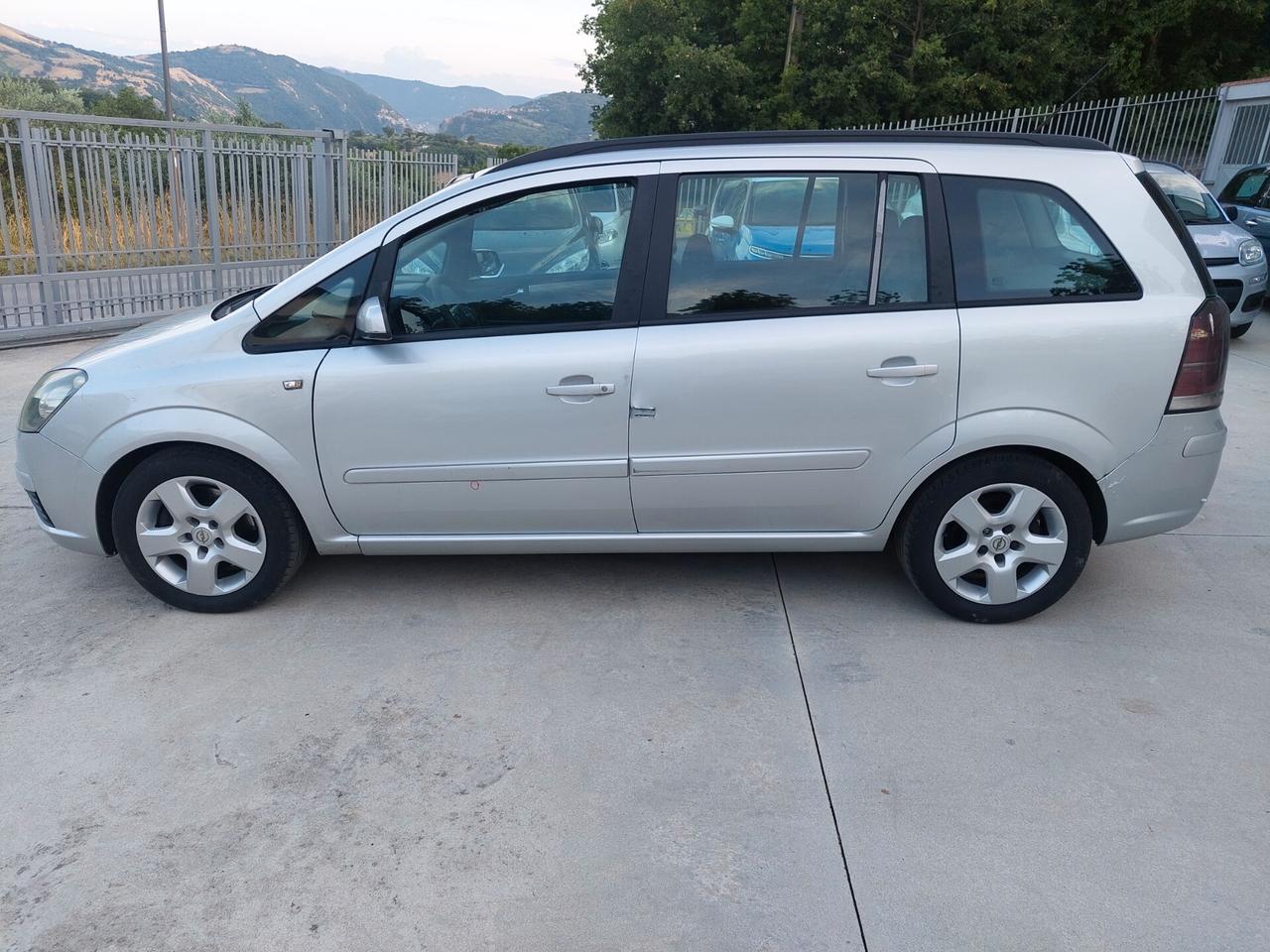 Opel Zafira 1.9 CDTI 120CV Enjoy 7POSTI