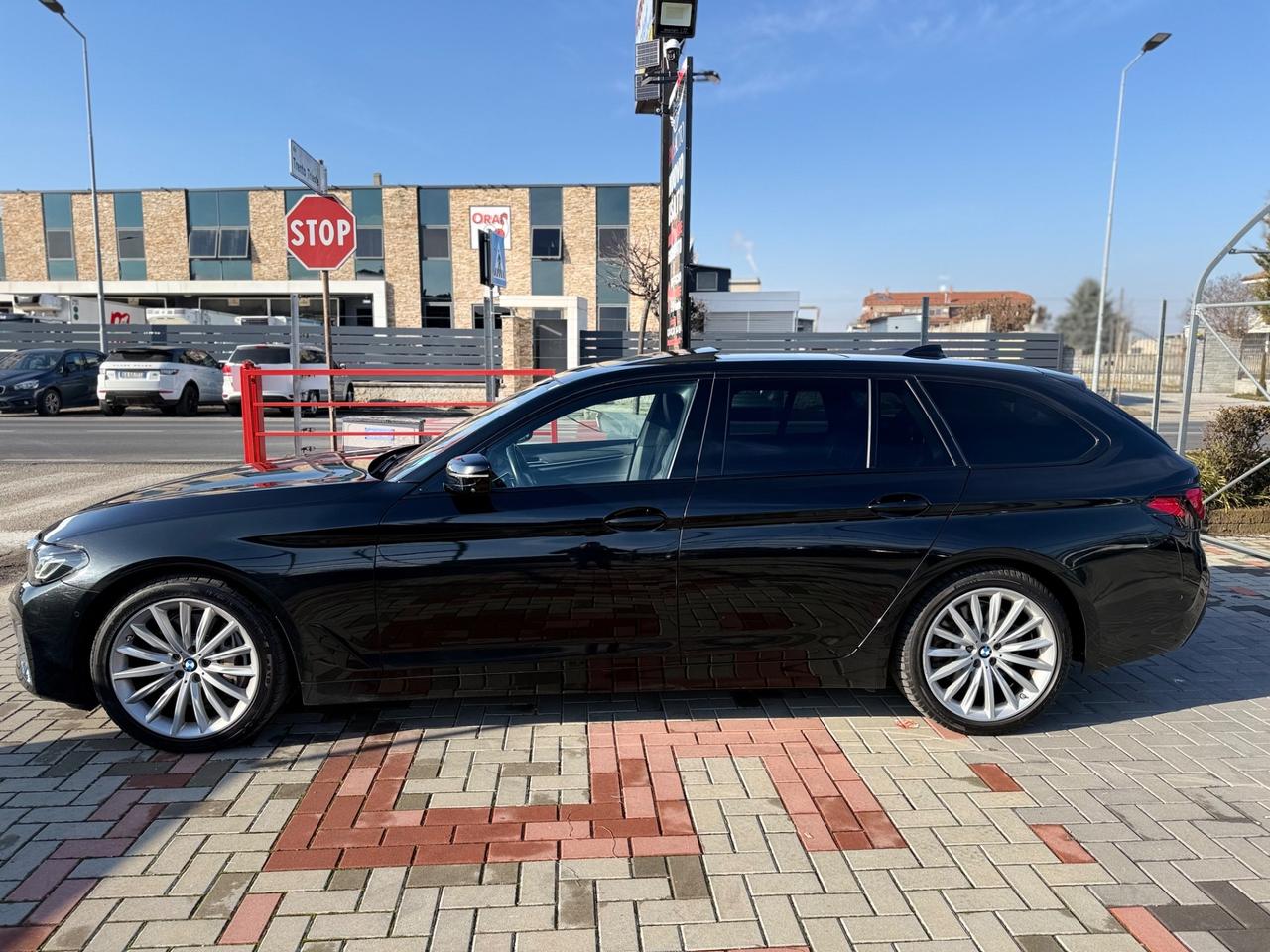 Bmw 530d 48V xDrive Touring Luxury IVA ESPOSTA