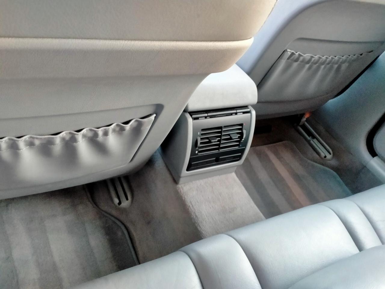 BMW 528 i E39 ATTIVA 193CV TARGA ORIGINALE / INTERNI PELLE / TETTO / AUTOMATICA