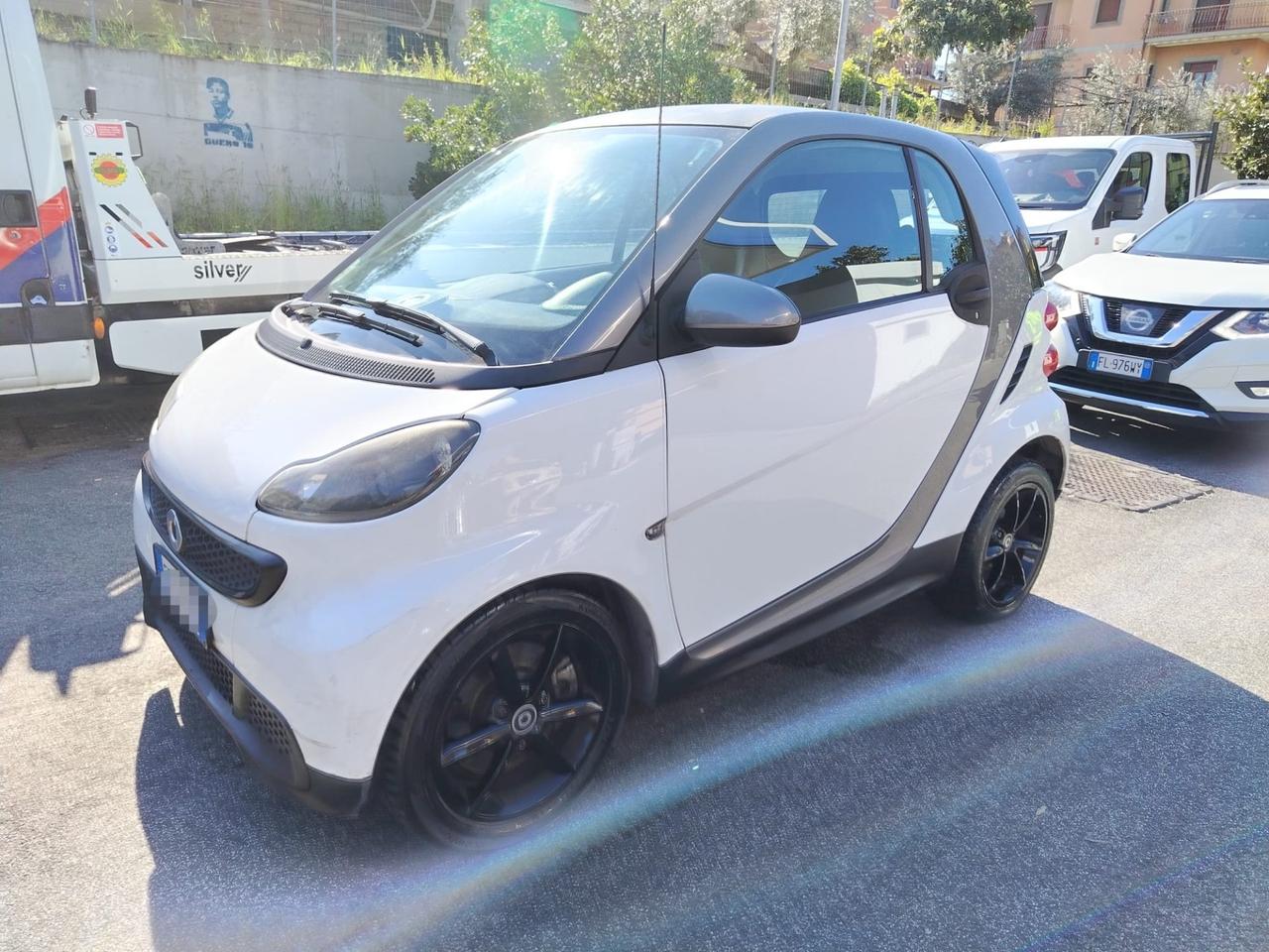 Smart ForTwo 1000 45 kW MHD coupé pure Teen II