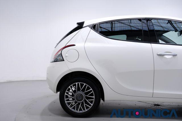 LANCIA Ypsilon 1.0 FIREFLY 5 PORTE S&S HYBRID GOLD PLUS