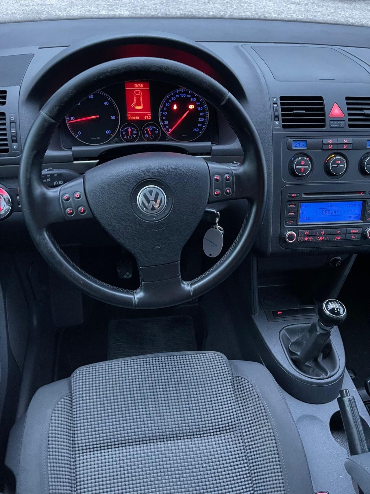 Volkswagen Touran 2.0 - 7 POSTI