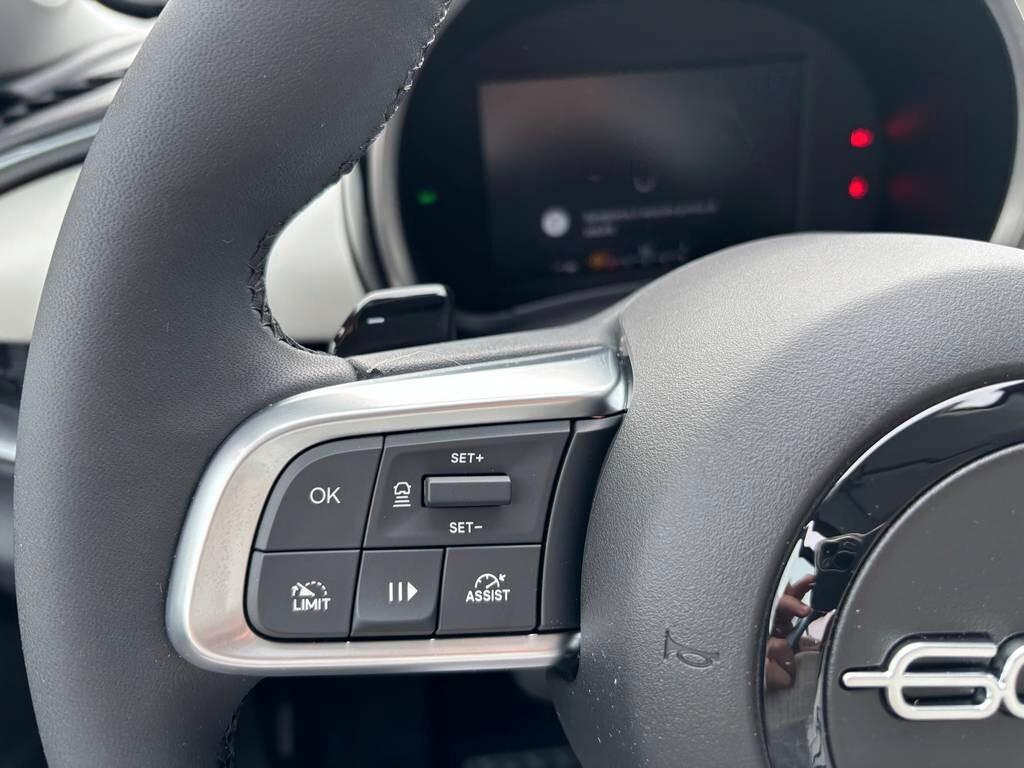 Fiat 600 Hybrid La Prima 2025/ KM 0 IVA ESPOSTA Tua a soli 269 Euro al mese