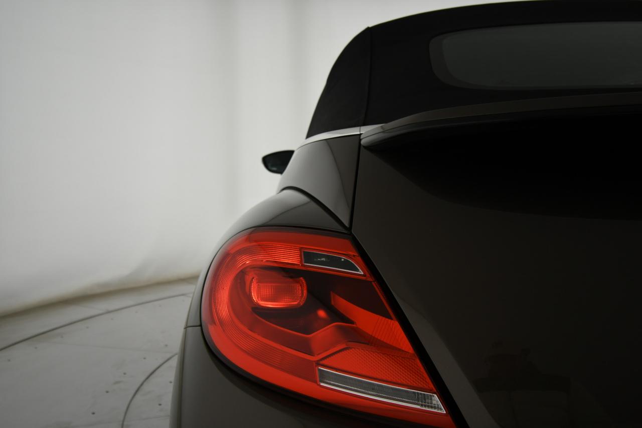 VOLKSWAGEN Maggiolino Cabrio 2.0 tdi Sport 140cv dsg PELLE+LED+C18"