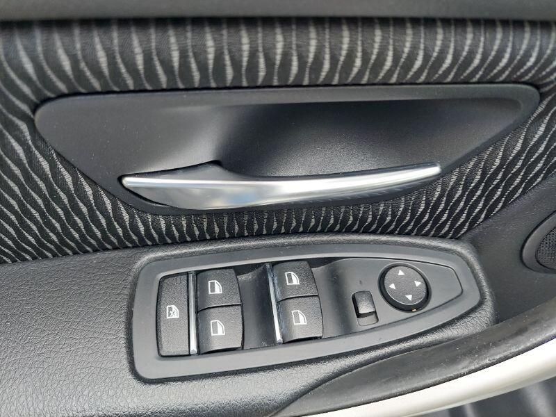 Bmw 320 320d Touring Sport gomme nuove tagliandata euro6b