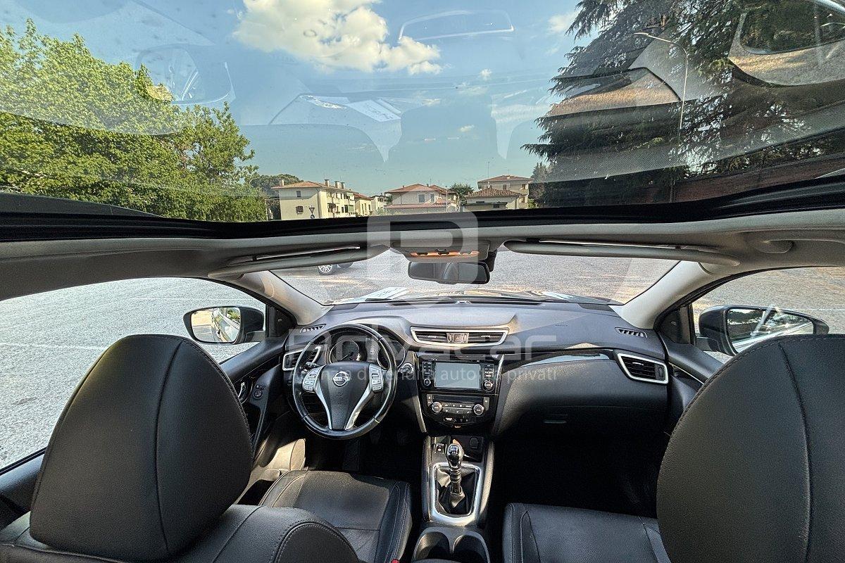 NISSAN Qashqai 1.6 dCi 2WD Acenta Premium