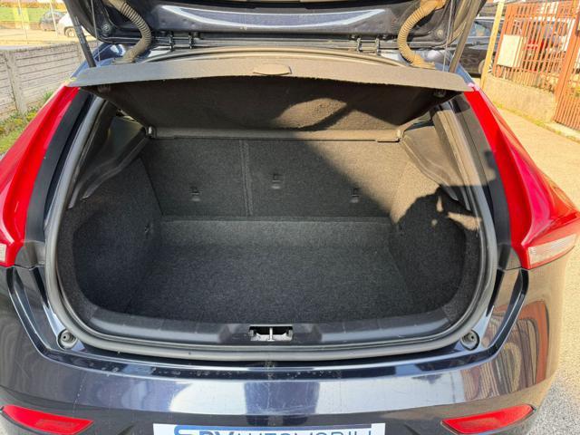 VOLVO V40 D2 2.0 euro 6