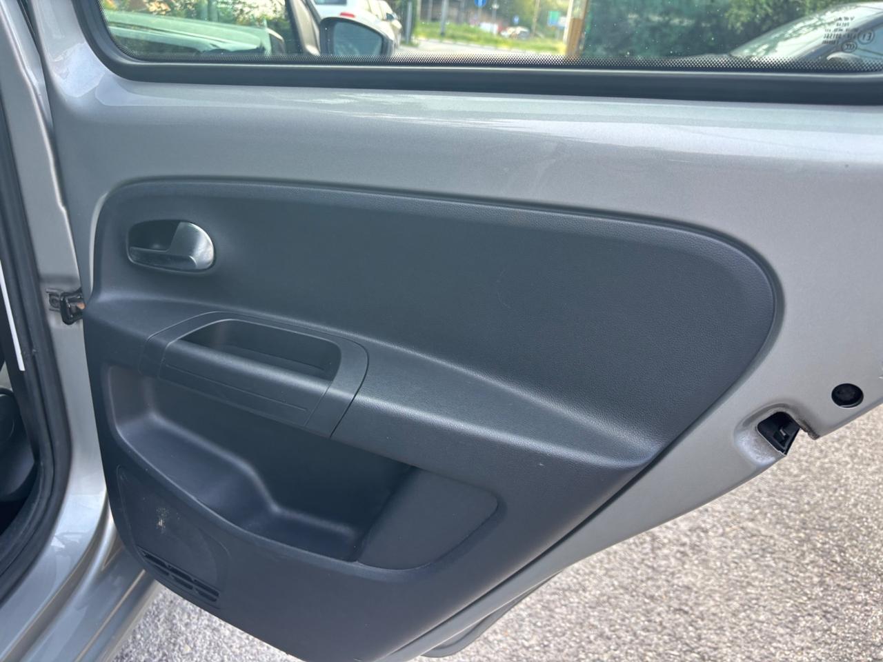 Volkswagen up! 1.0 5p. eco move METANO OK NEOPATENTATI
