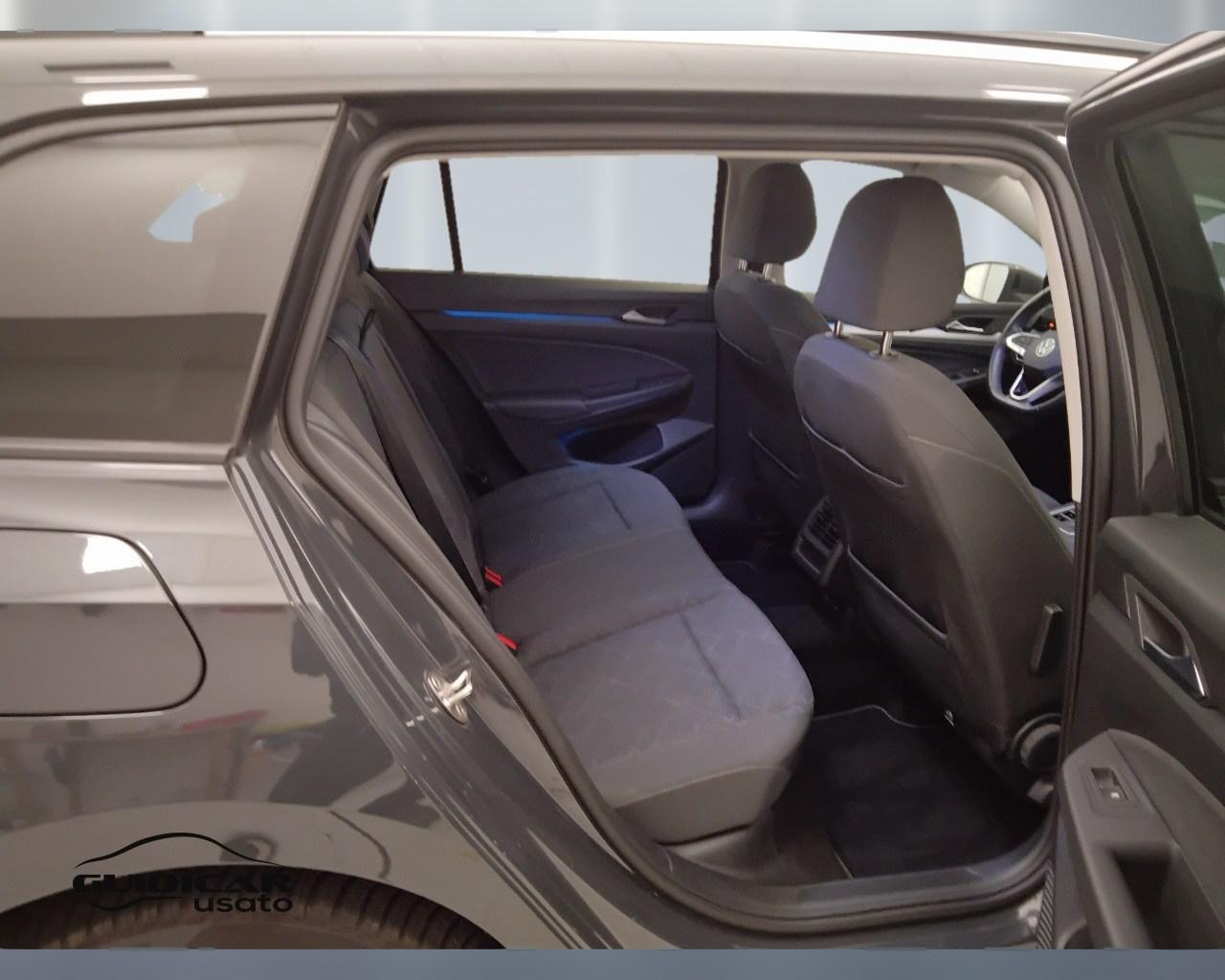 VOLKSWAGEN Golf VIII 2020 Variant - Golf Variant 2.0 tdi Life 115cv dsg