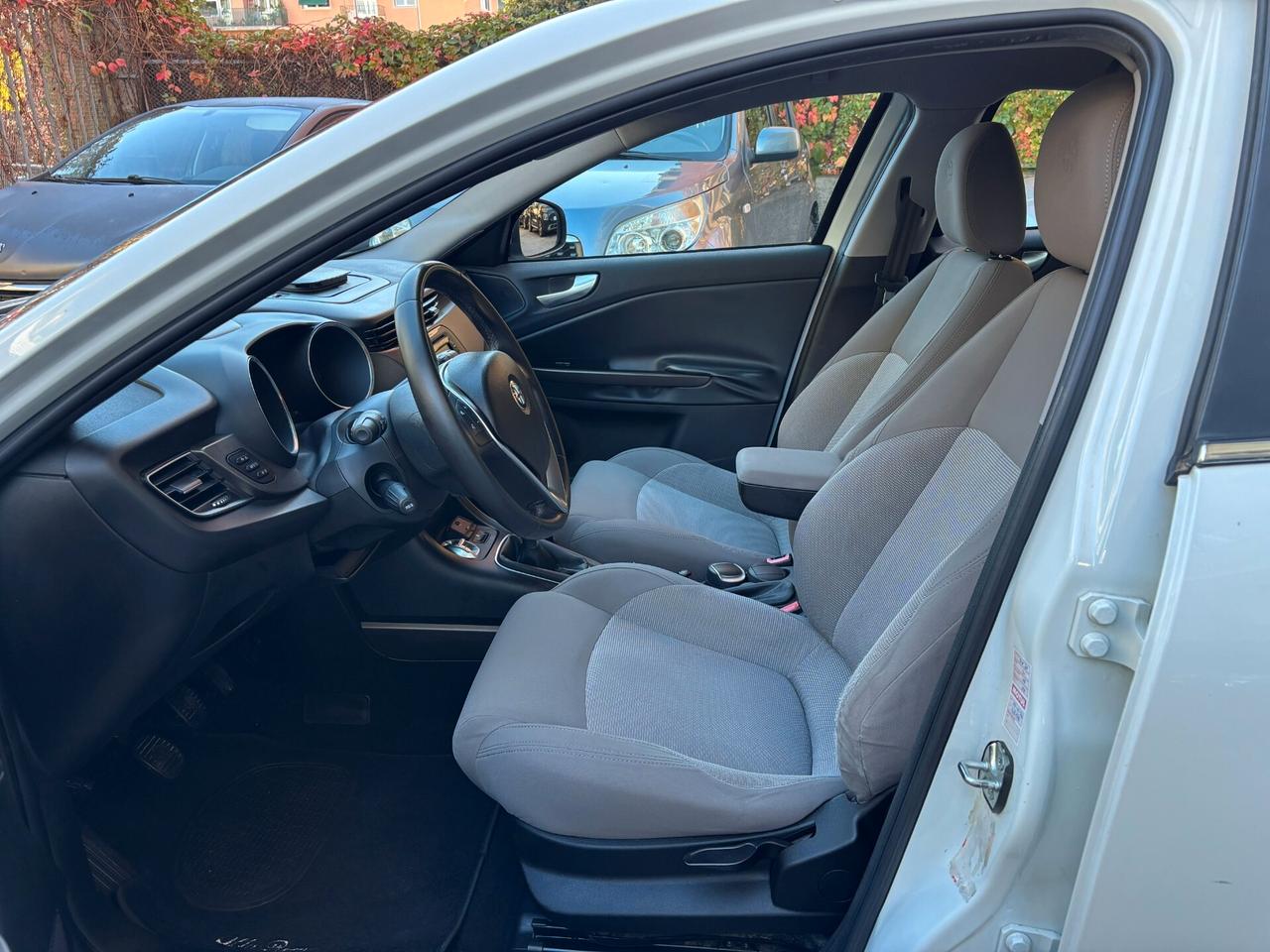 Alfa Romeo Giulietta 1.6 JTDm-2 105 CV Distinctive