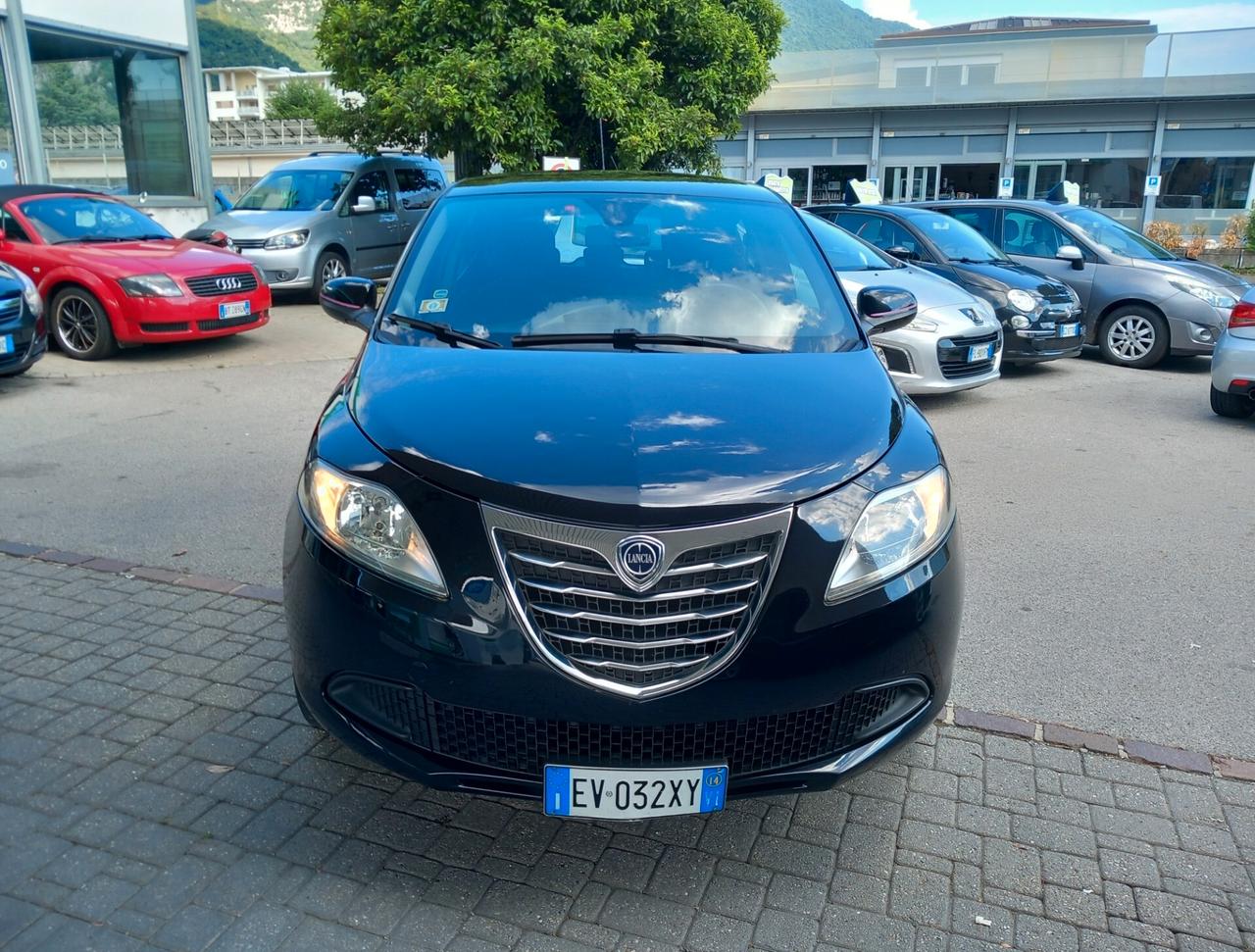 Lancia Ypsilon 1.2 EURO 6 Platinum