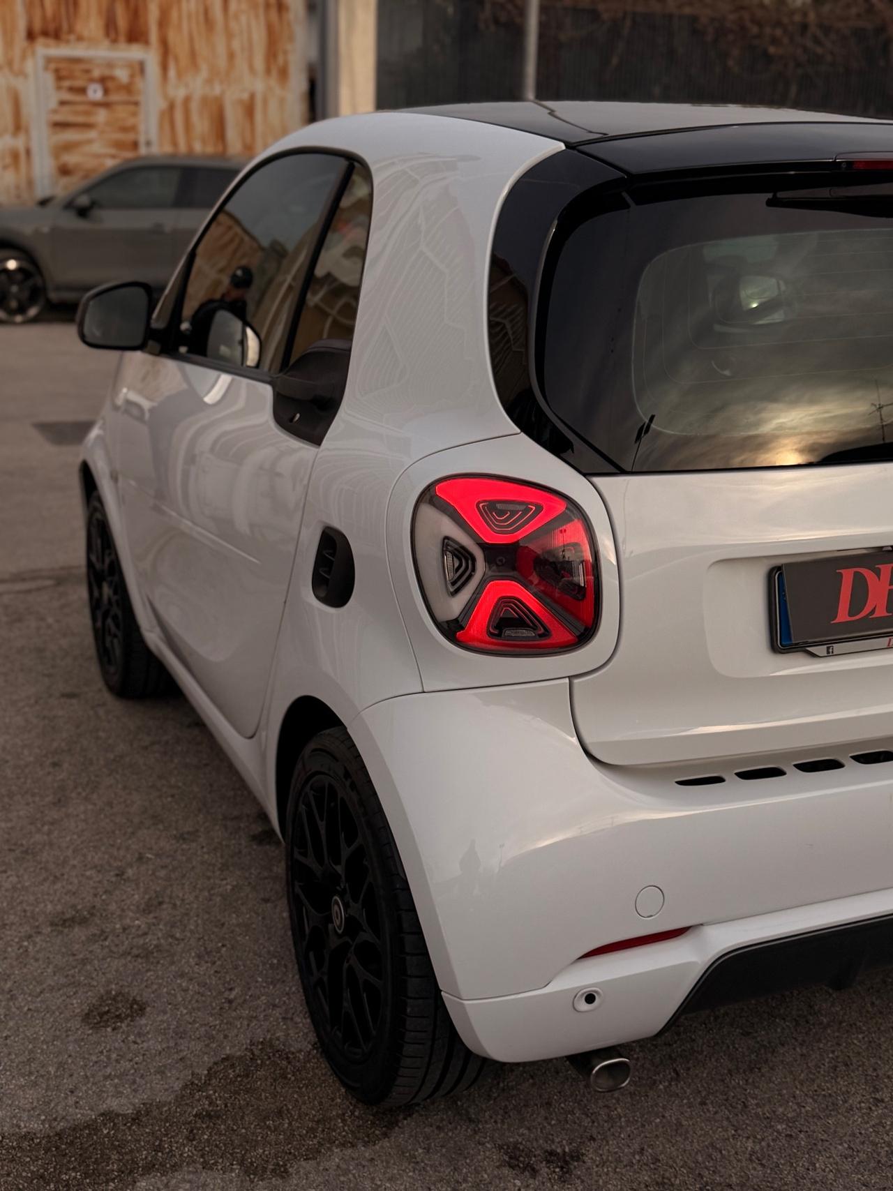 Smart ForTwo 0.9 Turbo 90Cv NAVI FARI FULL LED