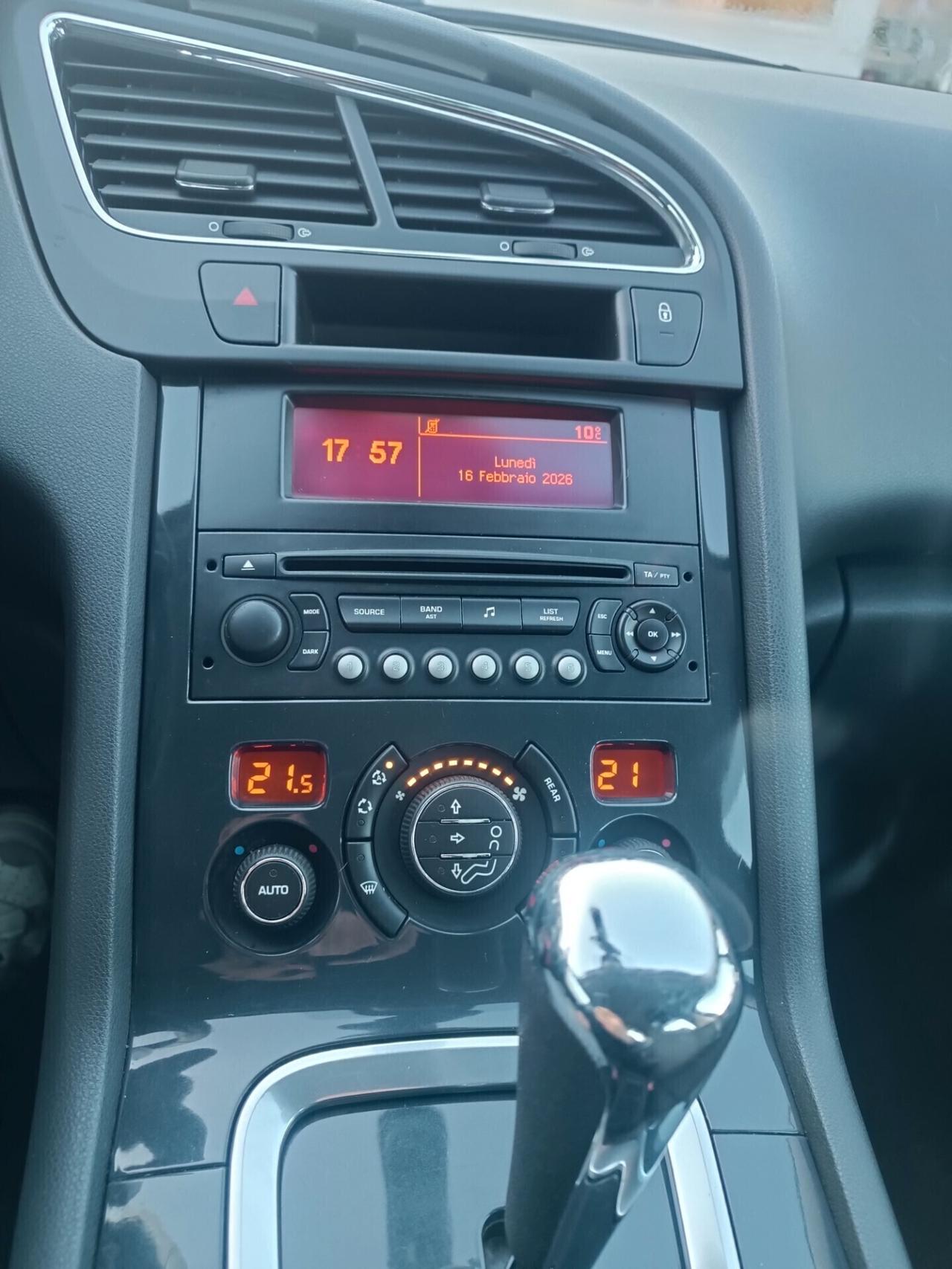 Peugeot 5008 1.6 diesel automatica garanzia