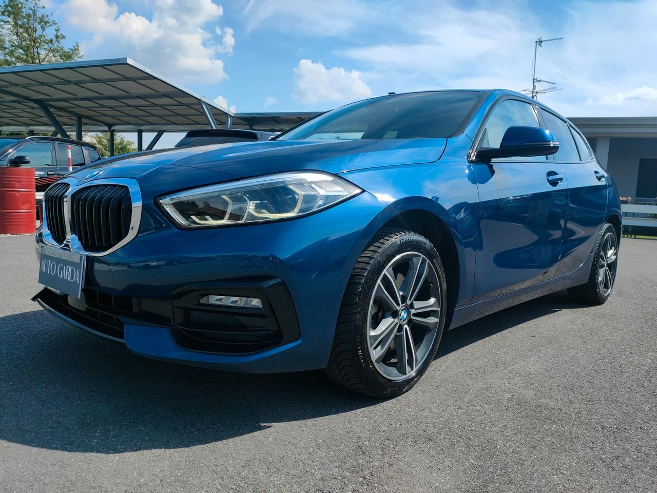 Bmw 116 116d 5p. Sport automatico neopatentati