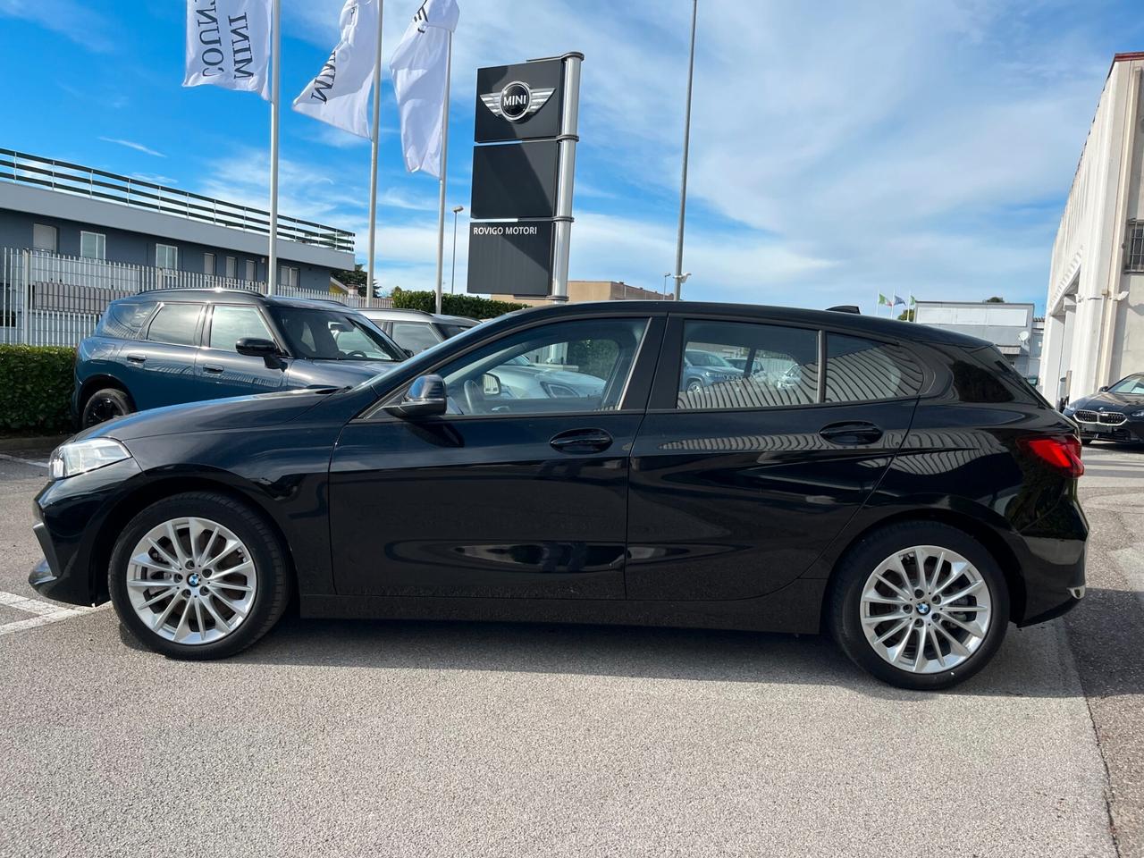 Bmw 120d xDrive 5p. Business Advantage 190CV