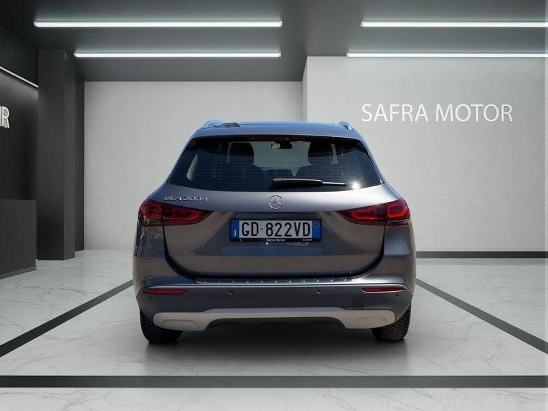 Mercedes-Benz GLA GLA 200 d Sport auto
