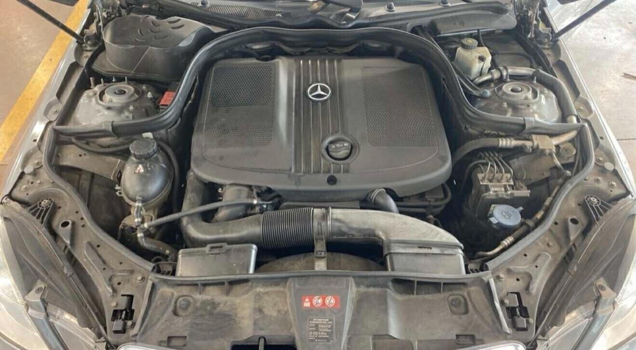 Mercedes-benz E 250 CDI BlueEFFICIENCY Avantgarde 2012