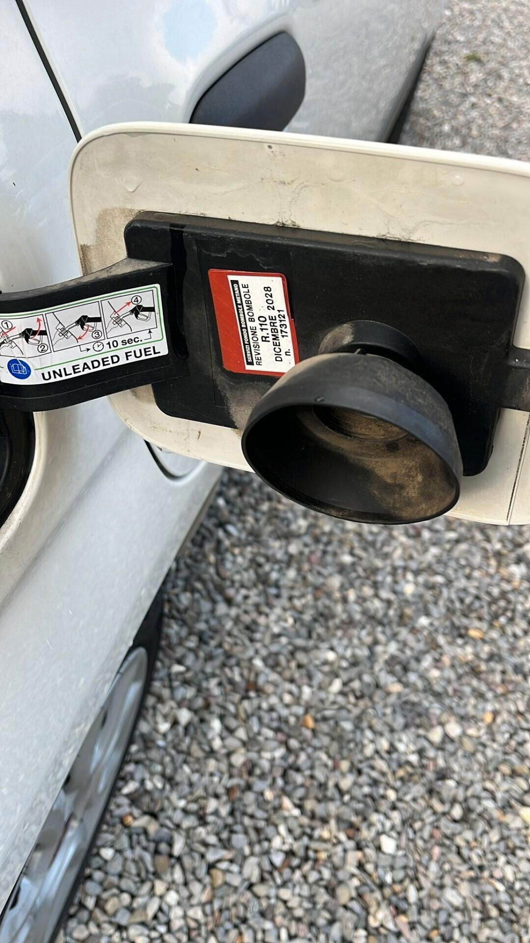 Fiat Panda 0.9 TwinAir Turbo Natural Power LX COMMERCIANTI