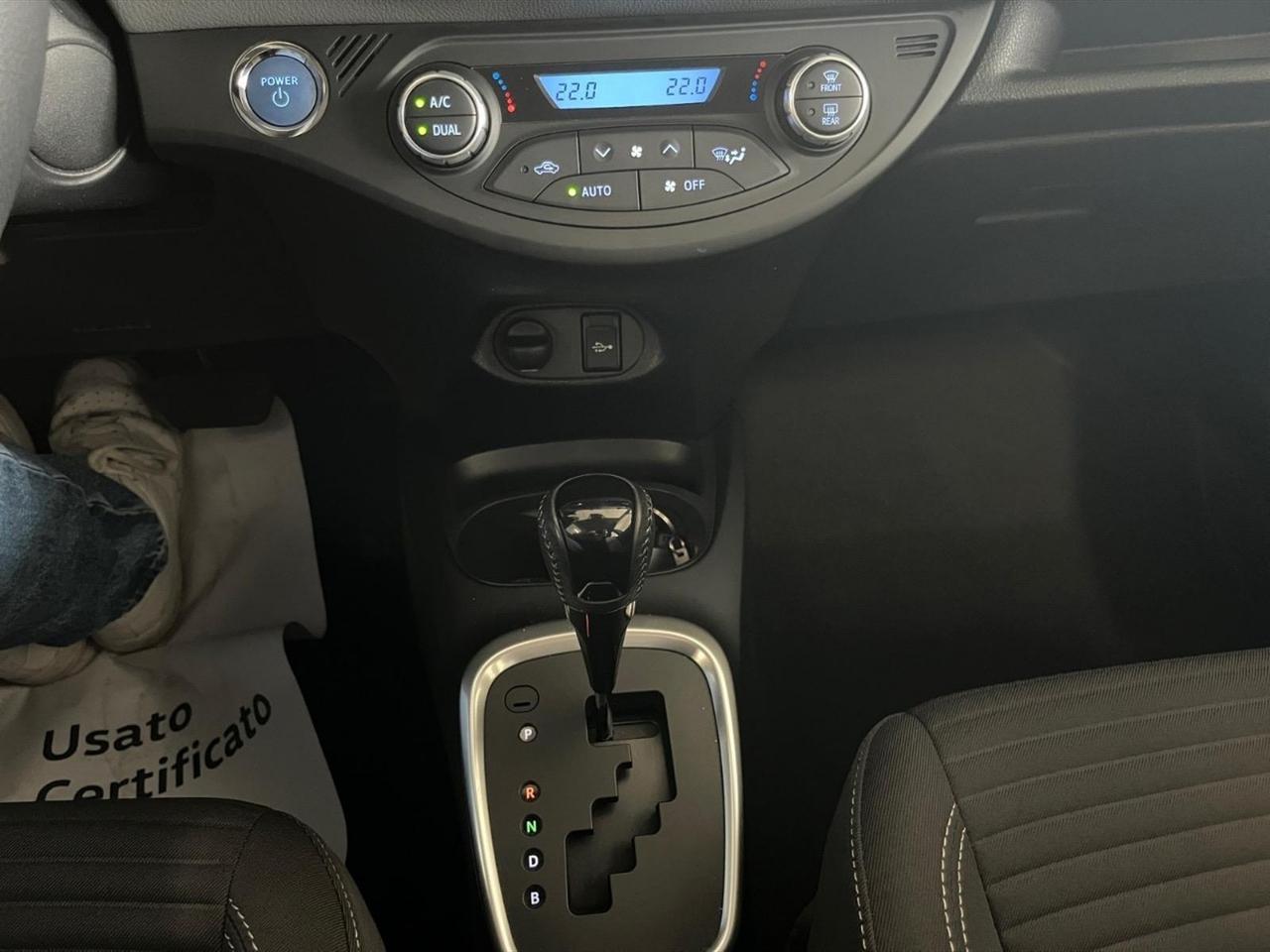 Toyota Yaris 5p 1.5h active