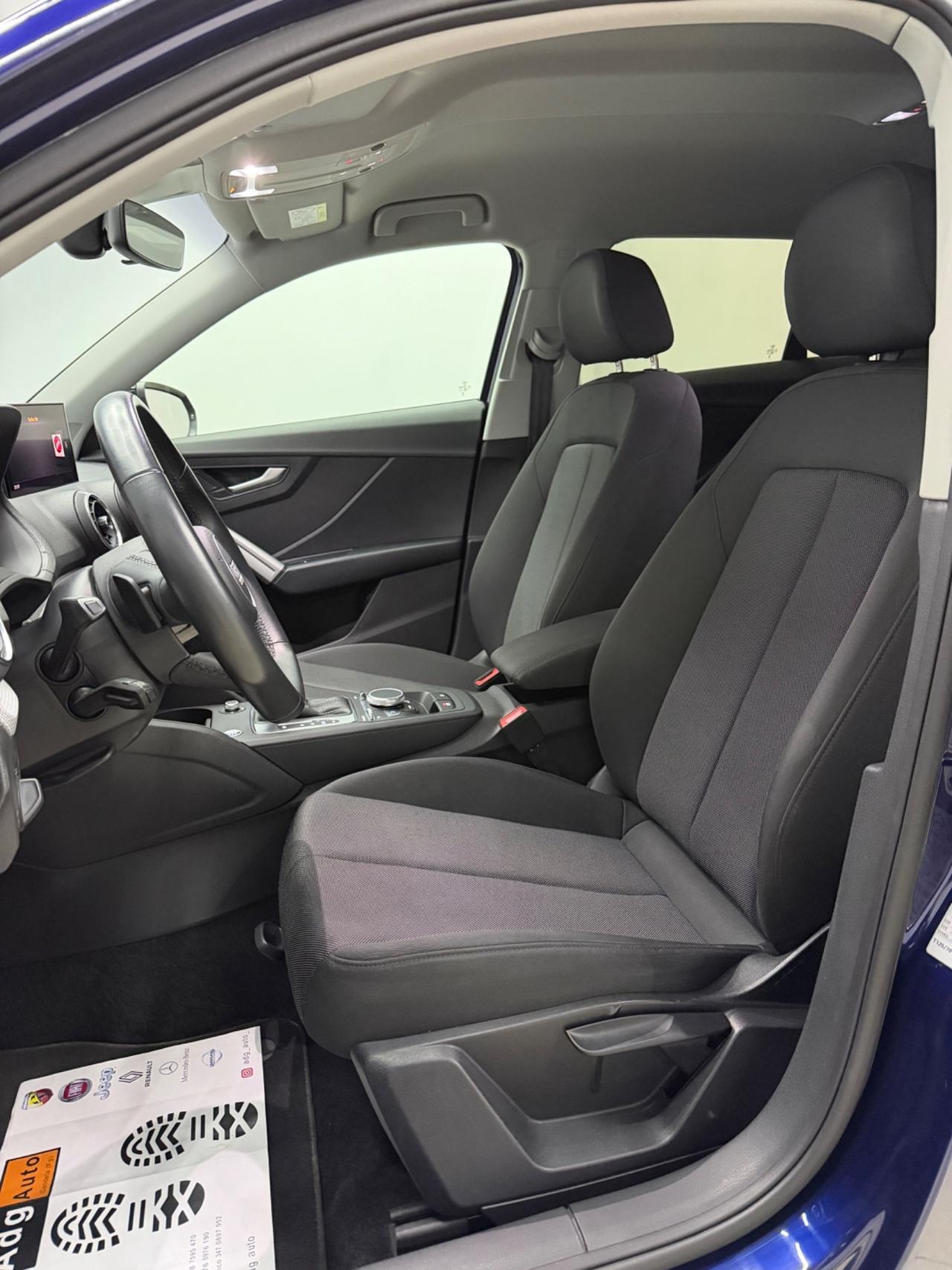 Audi Q2 30 TDI S tronic Identity Black