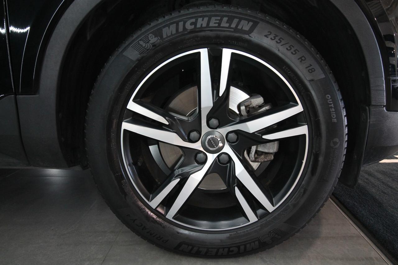 VOLVO XC40 D3 GEARTRONIC R-DESIGN 2.0 150 CV