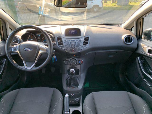 FORD Fiesta 1.4 5 porte Bz.- GPL Black & White Edition