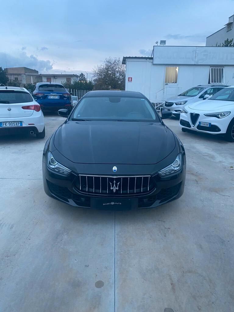 Maserati Ghibli V6 Diesel Nerissimo Edition
