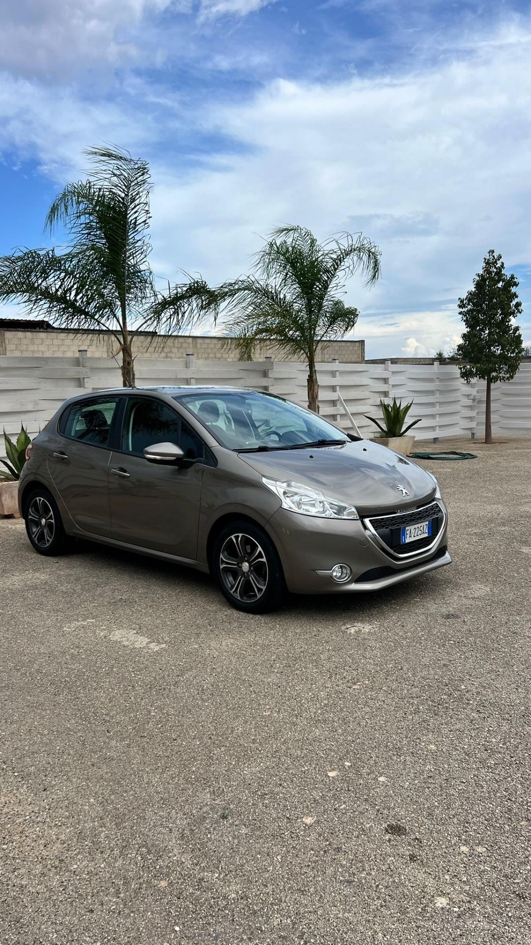 Peugeot 208 1.4 VTi 5p. GPL Active