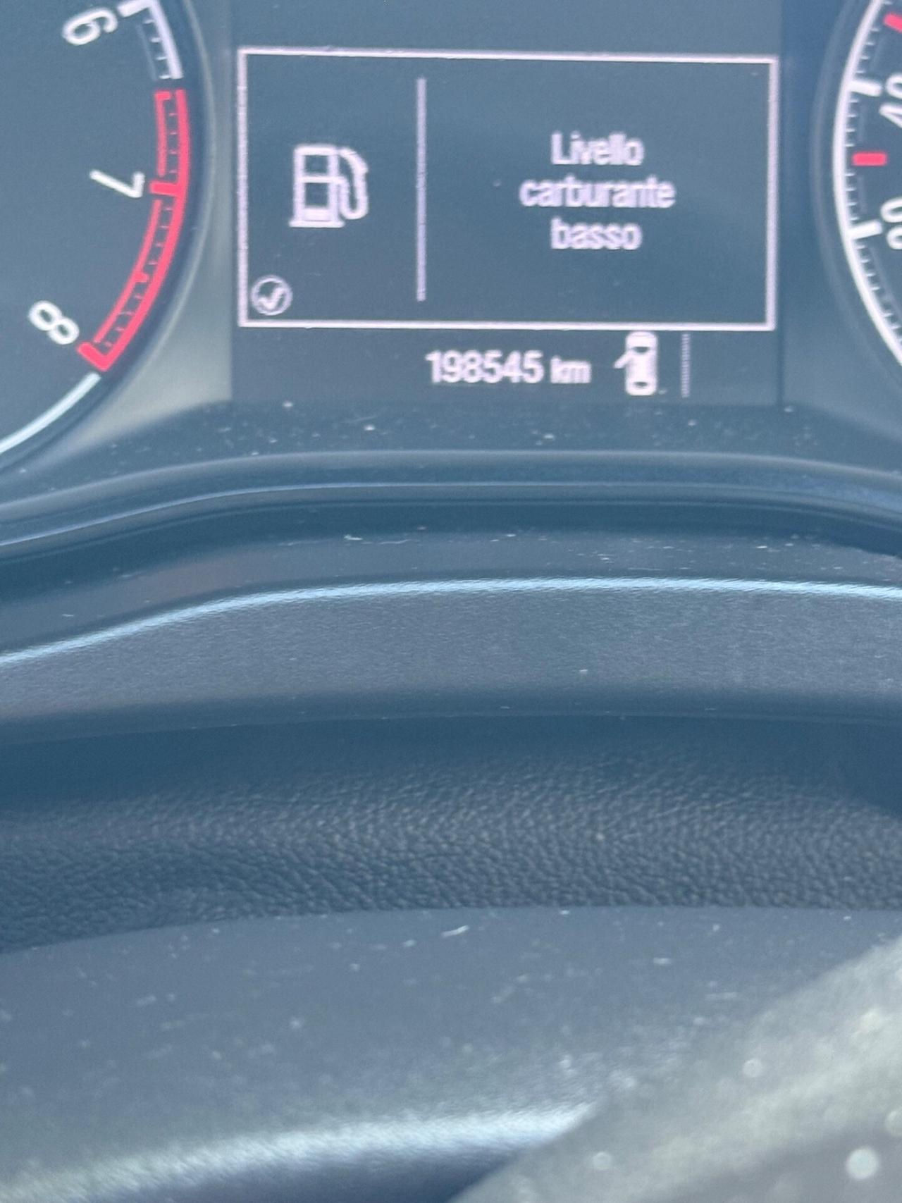 Opel Corsa 1.4 90CV GPL Tech B color neopatentati