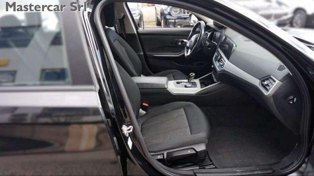 BMW 318 G21Touring mhev 48V Busine/Advantage auto-GH222RB