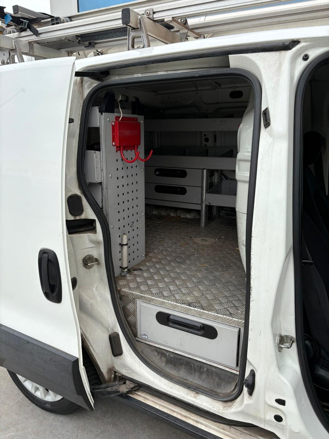 FIAT FIORINO 1.3 MULTIJET 16V 70 KWH ADVENTURE