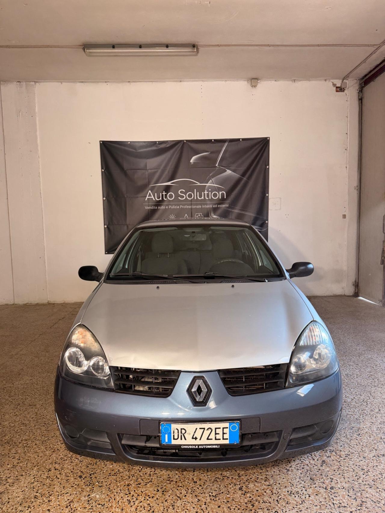 Renault Clio Storia 1.2 16V 5 porte Dynamique